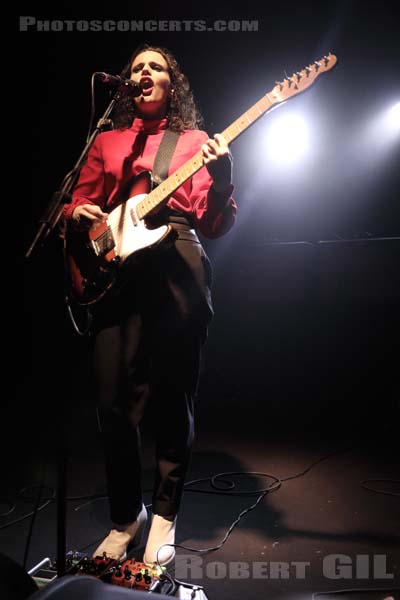 ANNA CALVI - 2019-04-04 - PARIS - Trabendo - 